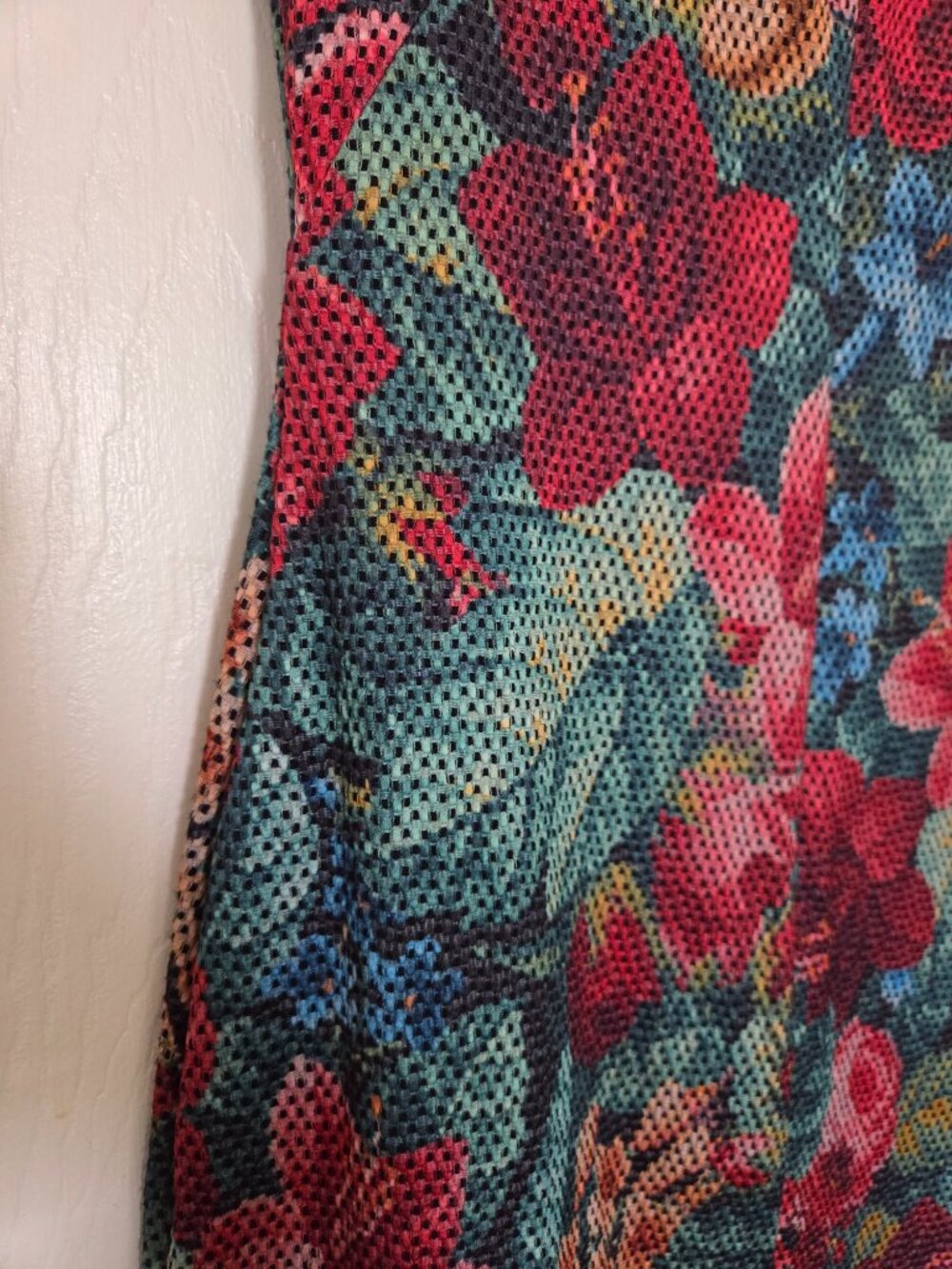 Phase 8 Sleeveless Floral Midi Floral Dress - Picture 12 of 16